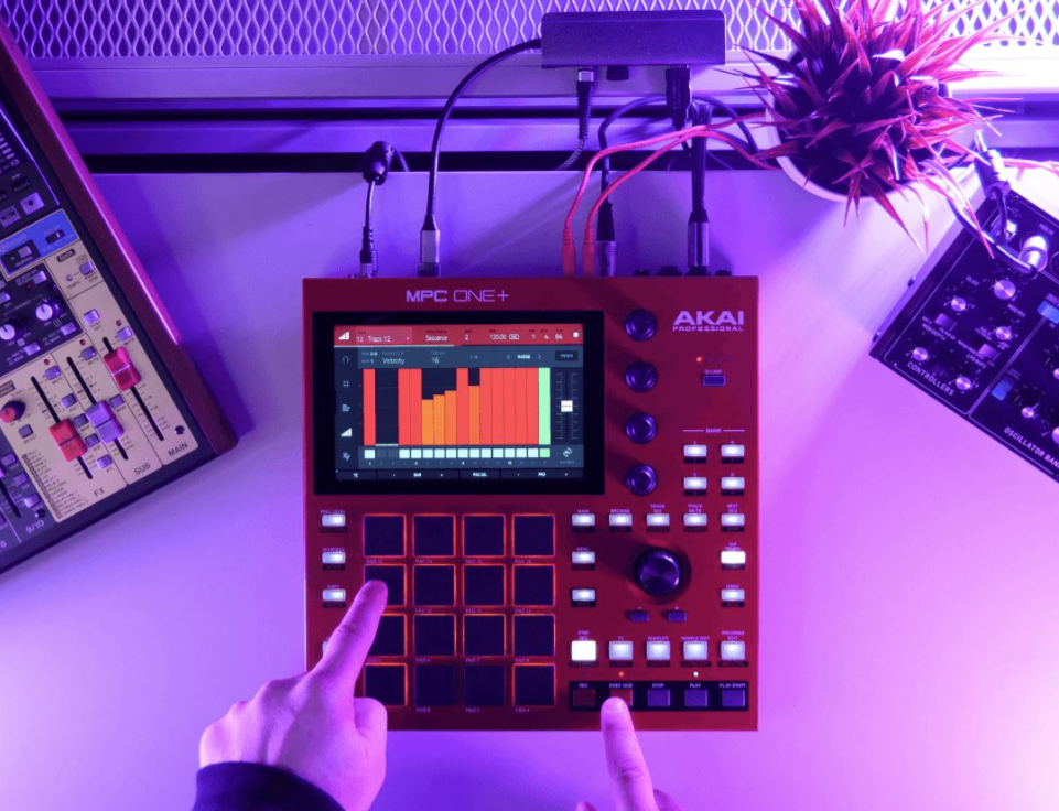 Akai MPC ONE+ : Test complet, avis détaillé, comparatif des prix et guide d'achat 2024